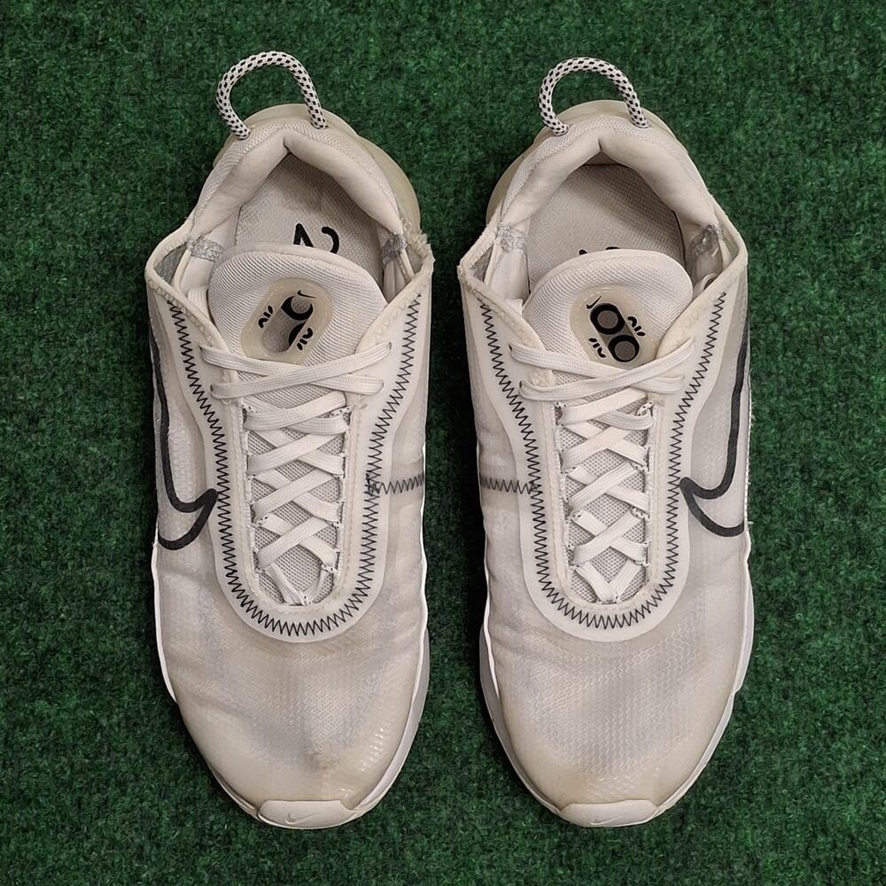 Nike Air Max 2090 Shoes Women’s 9.0 Triple White Running Sneakers CK2612-100 - Picture 7 of 9
